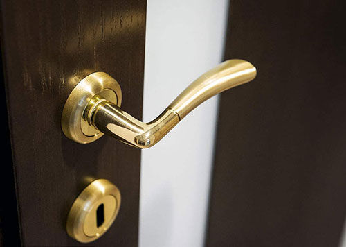 来宾24小时上门开锁公司