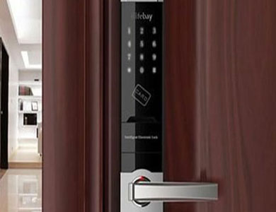 来宾24小时上门开锁公司