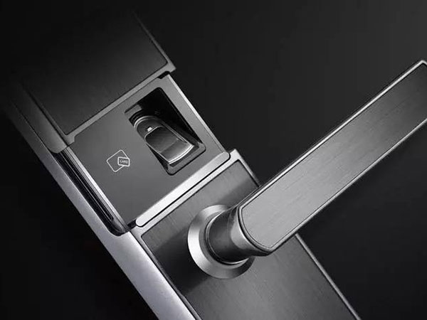 来宾24小时上门开锁公司